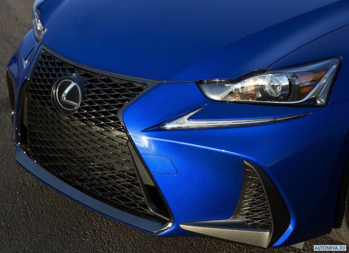 2017 Lexus IS - фотография 54 из 56