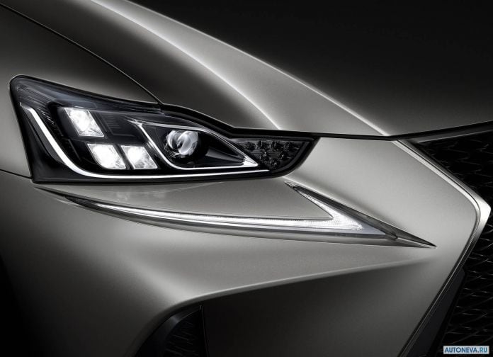 2017 Lexus IS - фотография 55 из 56