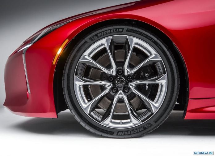 2017 Lexus LC500 - фотография 62 из 81