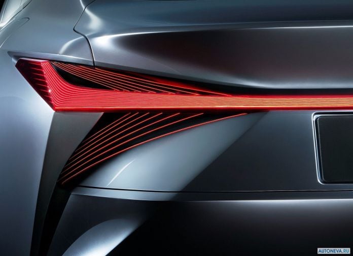 2017 Lexus LS plus Concept - фотография 12 из 17