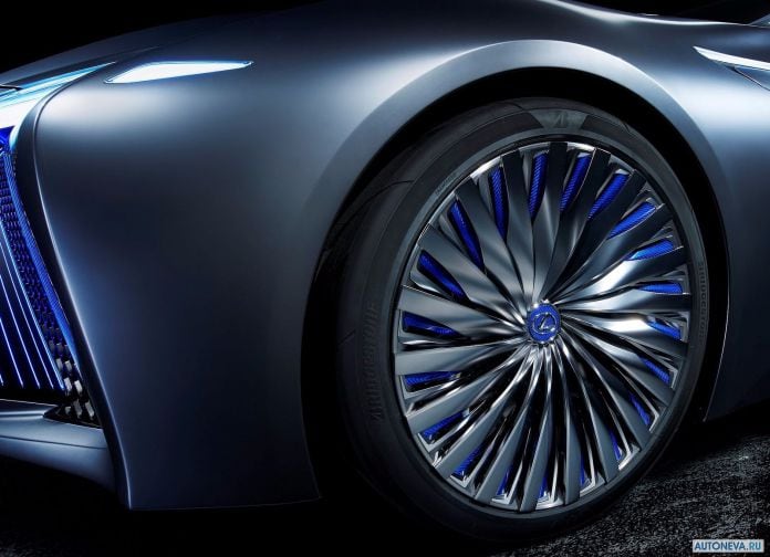 2017 Lexus LS plus Concept - фотография 14 из 17