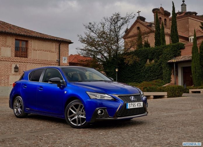 2018 Lexus CT 200h - фотография 1 из 28 2018 Lexus CT 200h - фотография 1 из 28