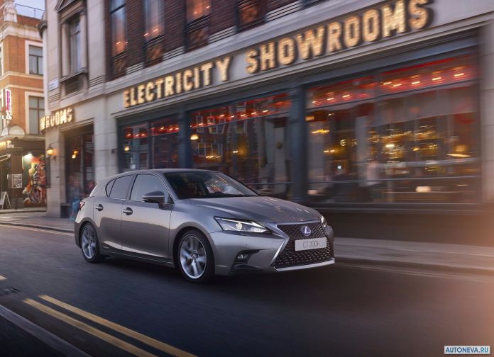 2018 Lexus CT 200h - фотография 6 из 28