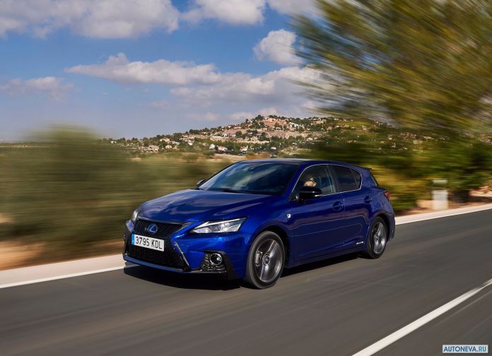 2018 Lexus CT 200h - фотография 9 из 28