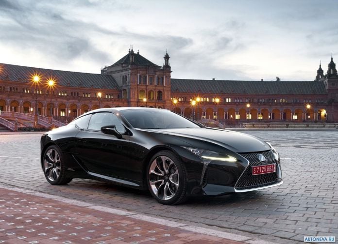 2018 Lexus LC500h - фотография 1 из 36 2018 Lexus LC500h - фотография 1 из 36