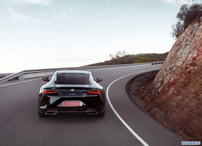 2018 Lexus LC500h - фотография 23 из 36