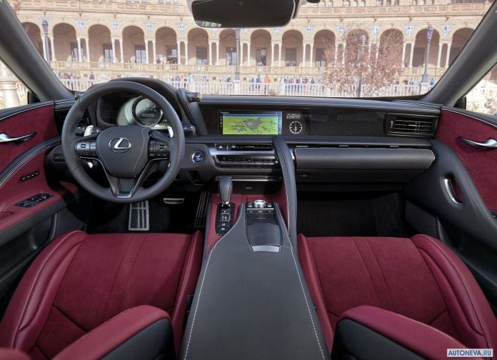 2018 Lexus LC500h - фотография 24 из 36
