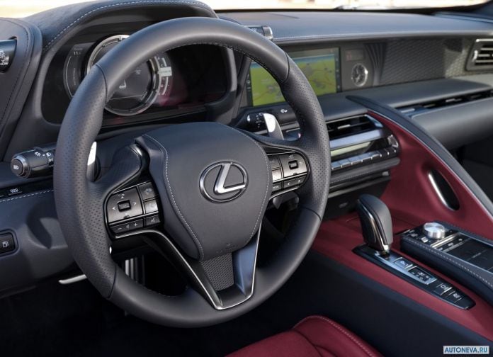 2018 Lexus LC500h - фотография 25 из 36