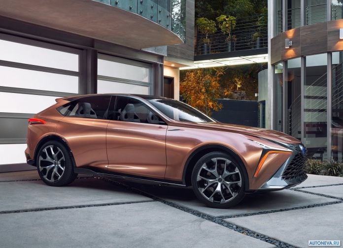 2018 Lexus LF 1 Limitless Concept - фотография 7 из 72
