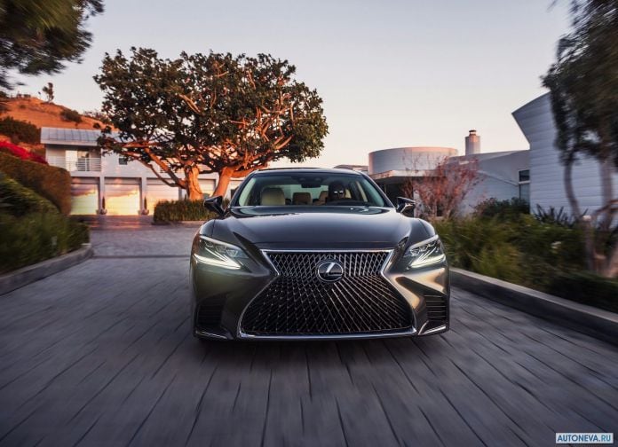 2018 Lexus LS500 - фотография 40 из 158