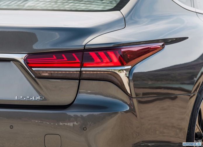 2018 Lexus LS500 - фотография 123 из 158