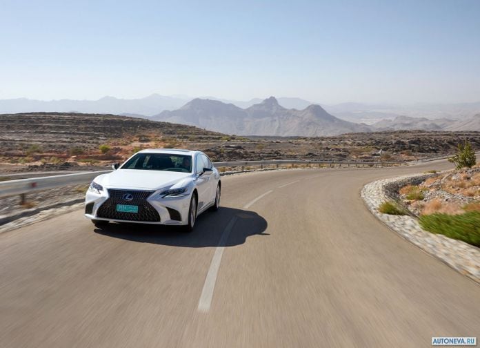 2018 Lexus LS500h - фотография 32 из 145