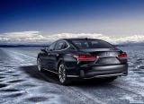 lexus_2018_ls_500h_053.jpg