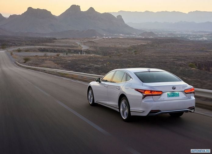 2018 Lexus LS500h - фотография 56 из 145