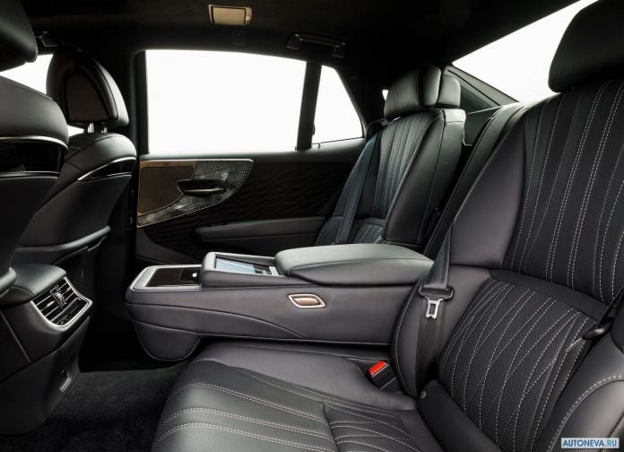 2018 Lexus LS500h - фотография 102 из 145 2018 Lexus LS500h - фотография 102 из 145