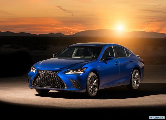 2019 Lexus ES - фотография 8 из 255