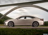lexus_2019_es_048.jpg