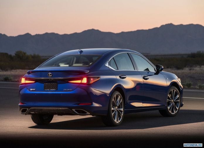 2019 Lexus ES - фотография 74 из 255