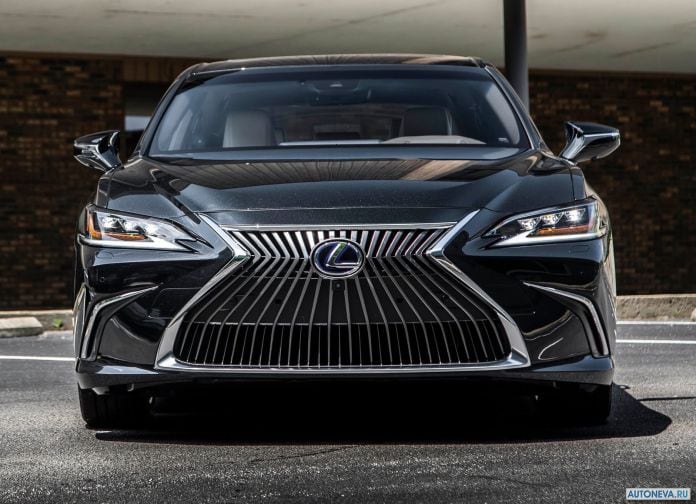 2019 Lexus ES - фотография 84 из 255