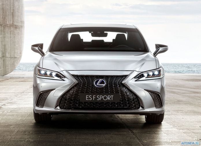2019 Lexus ES - фотография 87 из 255