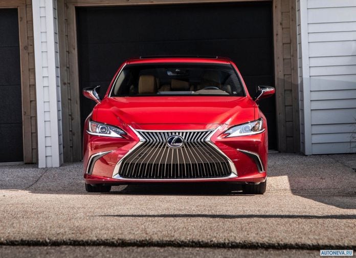 2019 Lexus ES - фотография 92 из 255