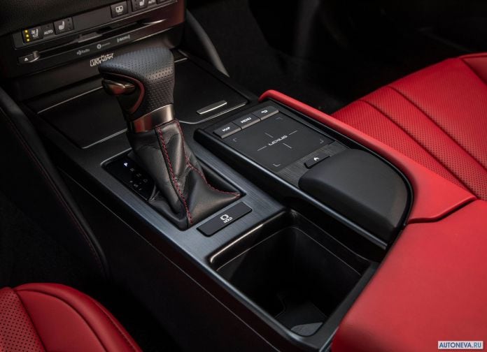 2019 Lexus ES - фотография 137 из 255