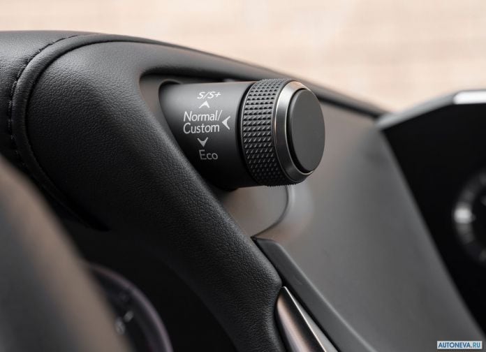 2019 Lexus ES - фотография 149 из 255