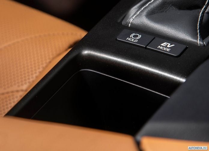 2019 Lexus ES - фотография 181 из 255