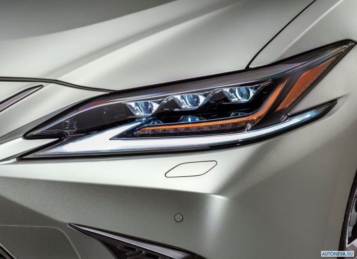 2019 Lexus ES - фотография 204 из 255