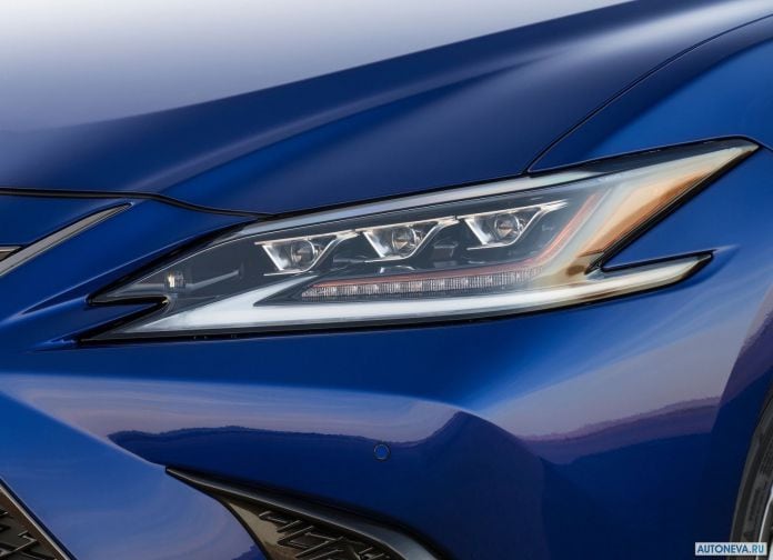 2019 Lexus ES - фотография 205 из 255