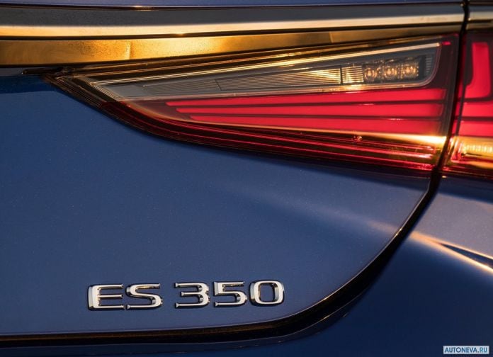 2019 Lexus ES - фотография 219 из 255