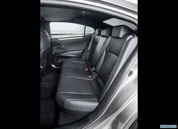 2019 Lexus ES - фотография 239 из 255