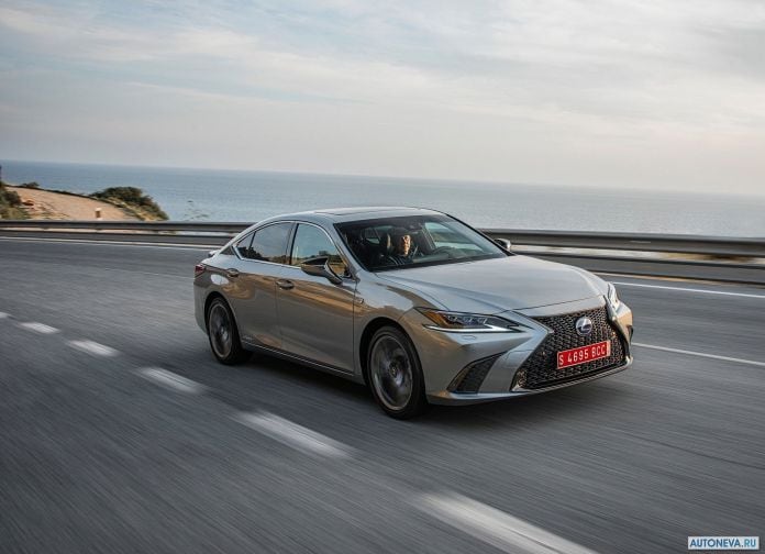 2019 Lexus ES EU-version - фотография 17 из 240 2019 Lexus ES EU-version - фотография 17 из 240