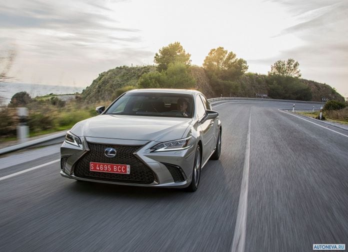 2019 Lexus ES EU-version - фотография 21 из 240 2019 Lexus ES EU-version - фотография 21 из 240