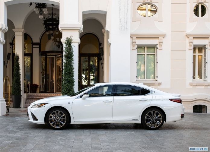 2019 Lexus ES EU-version - фотография 44 из 240