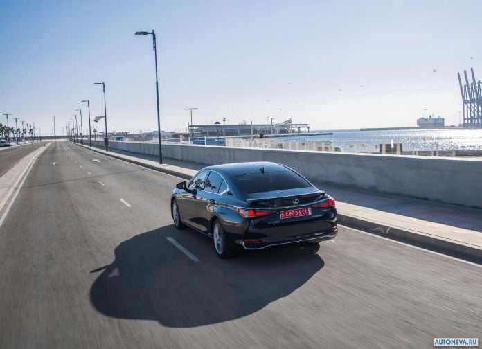 2019 Lexus ES EU-version - фотография 66 из 240