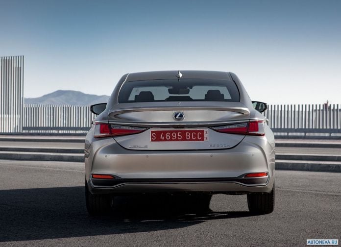 2019 Lexus ES EU-version - фотография 76 из 240