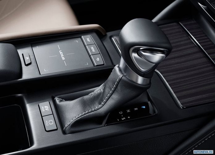 2019 Lexus ES EU-version - фотография 131 из 240