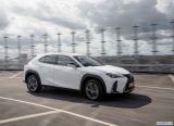 lexus_2019_ux_065.jpg