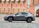 lexus_2019_ux_101.jpg