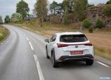lexus_2019_ux_144.jpg