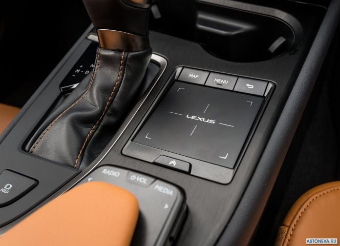 2019 Lexus UX US-version - фотография 99 из 143