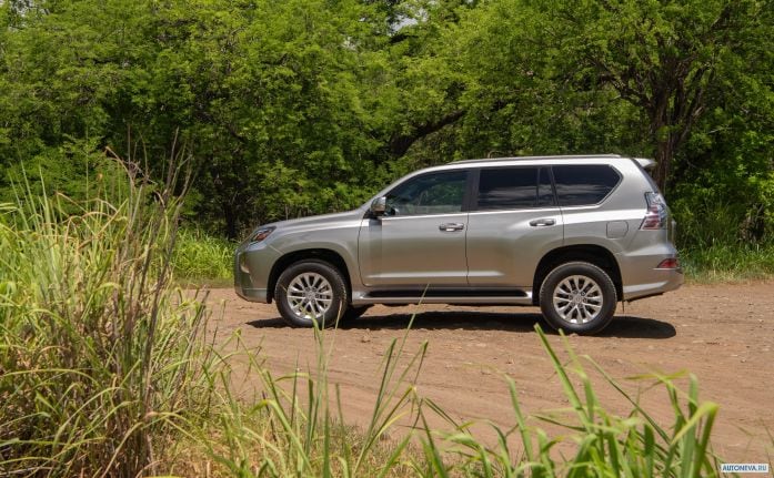 2020 Lexus GX 460 - фотография 14 из 40