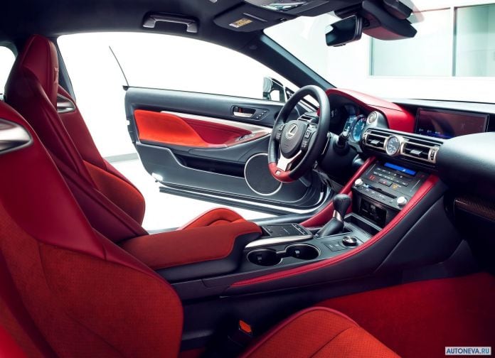 2020 Lexus RC F Track Edition - фотография 16 из 34 2020 Lexus RC F Track Edition - фотография 16 из 34