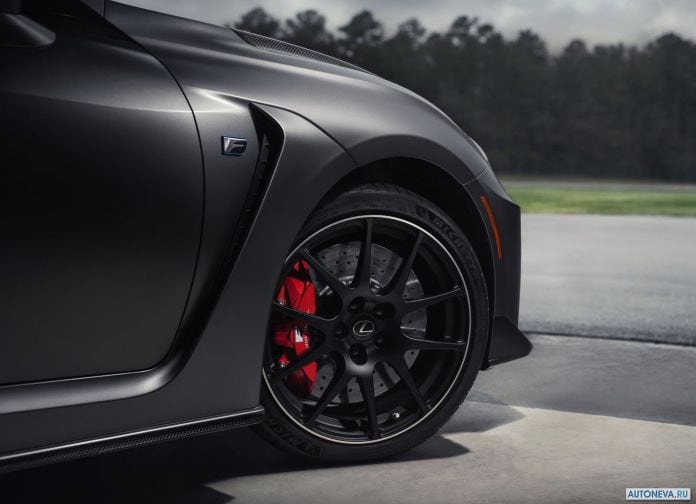 2020 Lexus RC F Track Edition - фотография 29 из 34