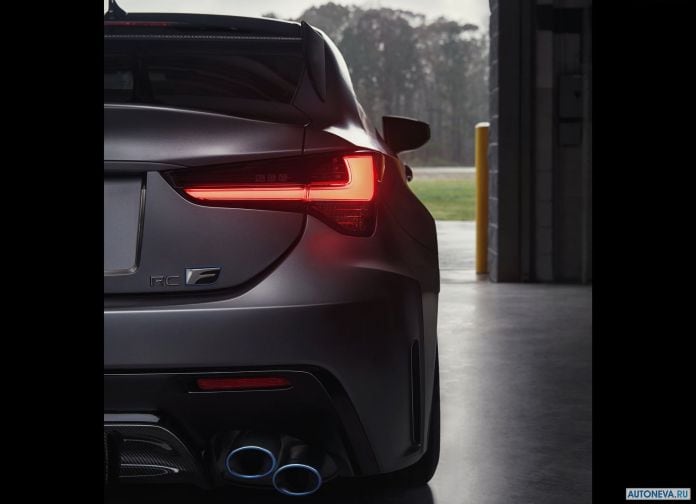 2020 Lexus RC F Track Edition - фотография 34 из 34