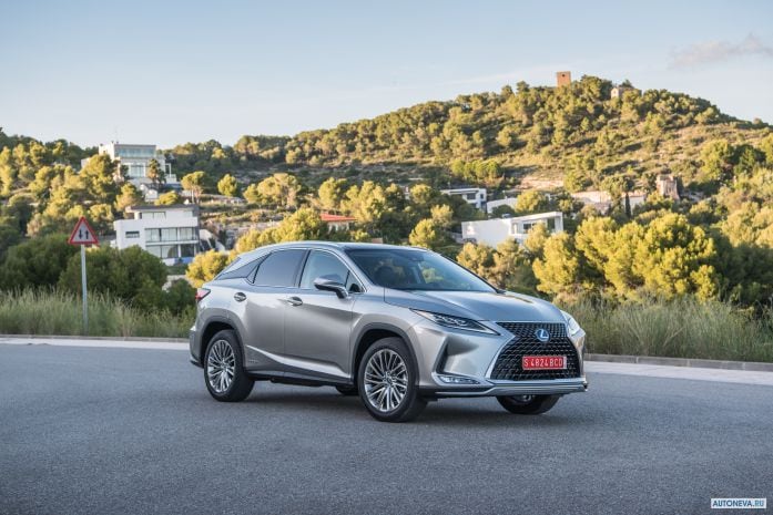 2020 Lexus RX 450h - фотография 13 из 40