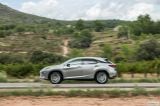 lexus_2020_rx_450h_016.jpg