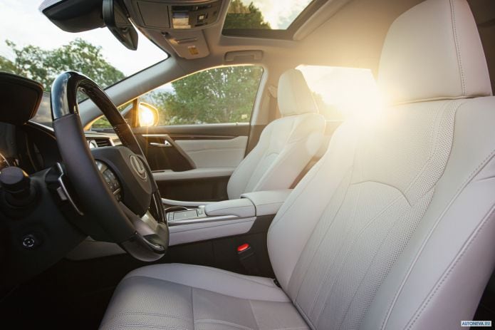 2020 Lexus RX 450 hL - фотография 12 из 15 2020 Lexus RX 450 hL - фотография 12 из 15