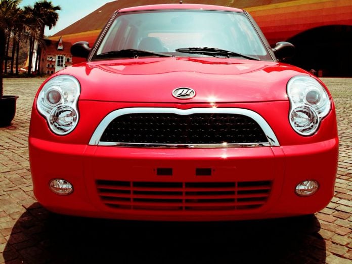 2010 Lifan Smile Hatchback - фотография 14 из 27